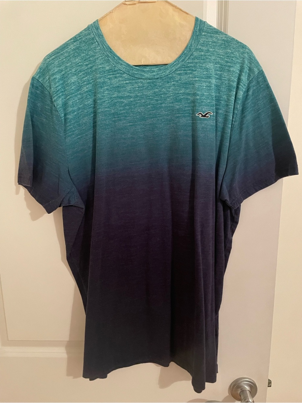 Hollister Teal-to-Navy Ombre Crew Neck Tee